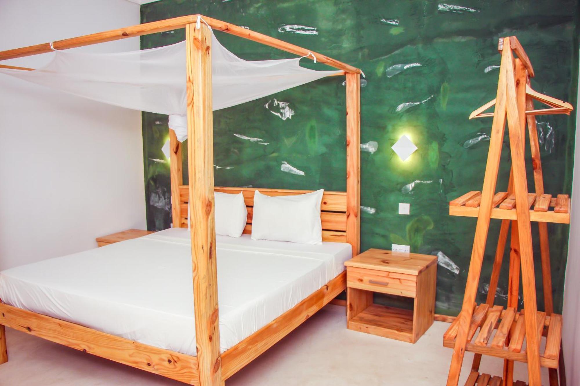 Tiki Beach Club & Resort (Adults Only) Бвейю Екстер'єр фото